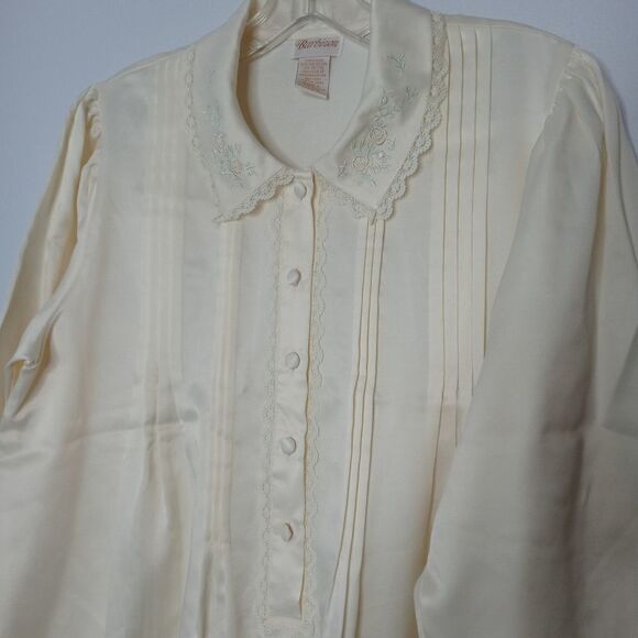 Vintage 70s Barbizon cream nightgown size small - Picture 3 of 6